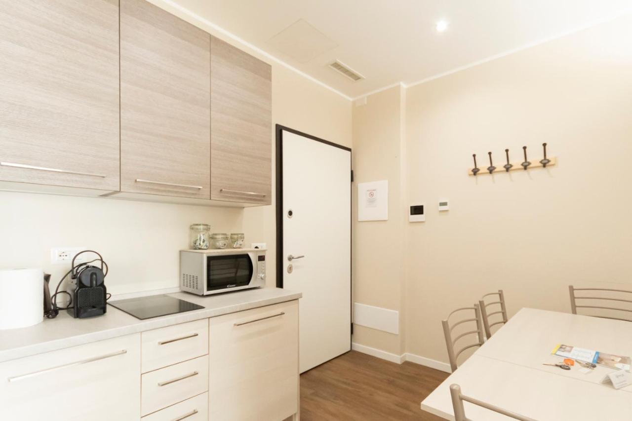 Via Torino Apartment 3 Μιλάνο Εξωτερικό φωτογραφία