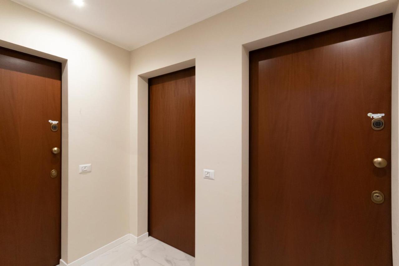 Via Torino Apartment 3 Μιλάνο Εξωτερικό φωτογραφία