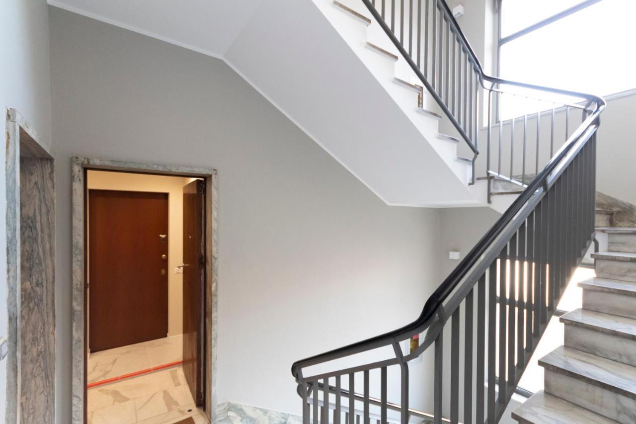 Via Torino Apartment 3 Μιλάνο Εξωτερικό φωτογραφία