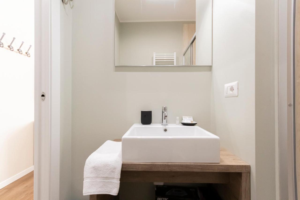 Via Torino Apartment 3 Μιλάνο Εξωτερικό φωτογραφία